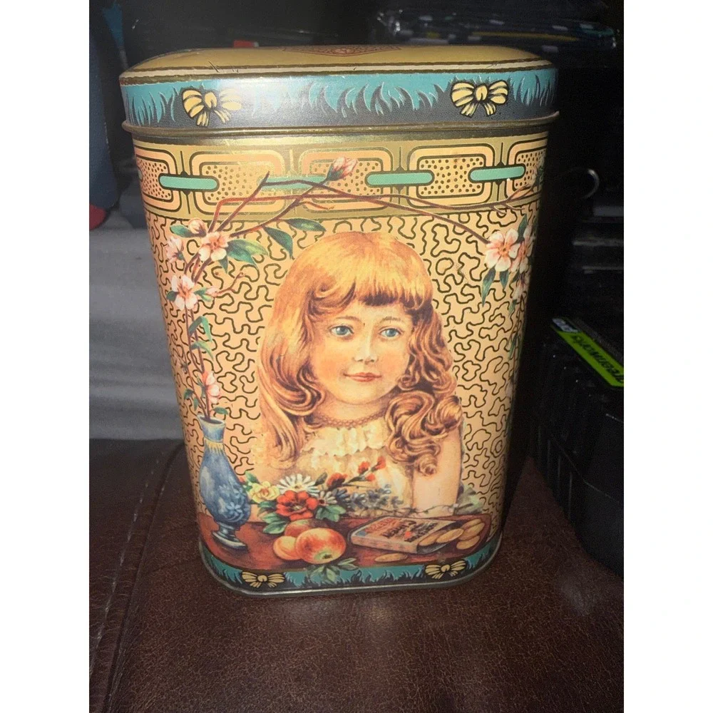 VTG Daher Ginger Wafers Biscuit Tin Metal Container Made in England Gold Teal